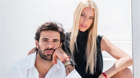 Manu Urcera debutó como modelo de la mano de Nicole Neumann Me tocó