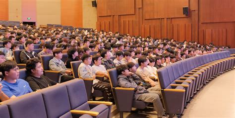 【1017】建筑与工程学院召开全体学生大会 上海思博职业技术学院 建筑与工程学院