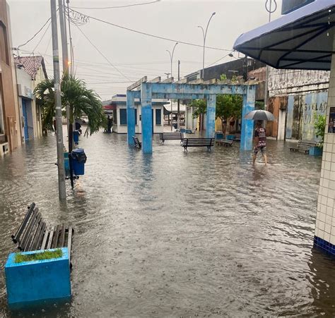 Chuvas Em Sergipe Alagamentos Transbordamento De Rio E Muros