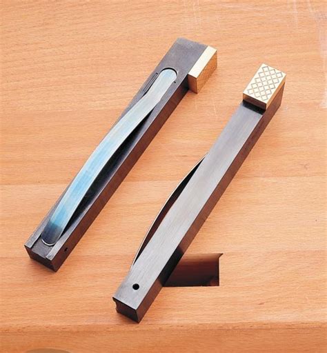 Veritas Square Bench Dogs - Lee Valley Tools