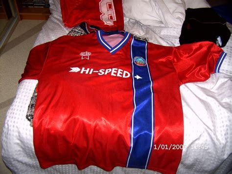 Aldershot Town 2002-03 Home Kit