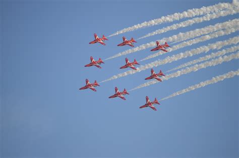 Red Arrows Smoke Trails Jet - Free photo on Pixabay