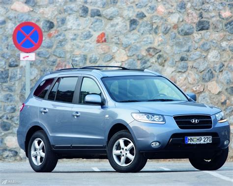 Hyundai Santa-Fe Bilder. SUV mit Front- oder Allradantrieb.