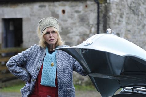 Joanna Lumley is an 'old-fashioned diva' in 'Falling for Figaro' trailer | MiNDFOOD