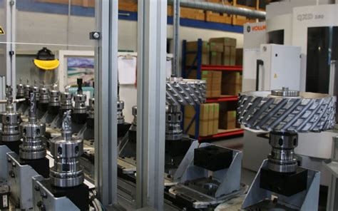 British people are automating production with VOLLMER technology