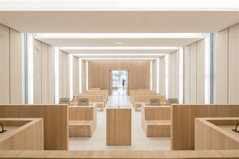 Modern Courthouse Design by Ateliers 2/3/4