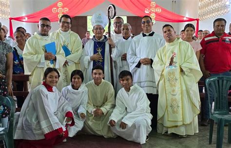 Mons Torres Presidi Eucarist A De Fiesta Patronal En La Parroquia Ns