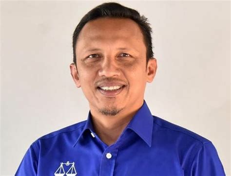 Rozi Mamat Dilantik Pengerusi Umno Terengganu Ganti Ahmad Said Bbc