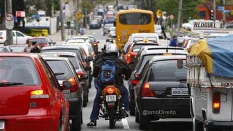 Apreensão do carro por IPVA atrasado é ilegal e pode gerar dever de