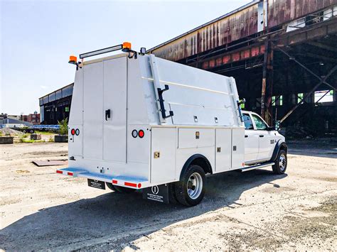 11 Ft Medium Duty Enclosed Body Rental Custom Truck One Source