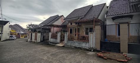 Dijual Rumah Cantik Di Perumahan Sriwijaya Residence Blok A4 Karya