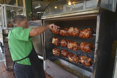 30 Pollos Al Mes Le Exige Vacunador A Un Asadero Del Noroeste De