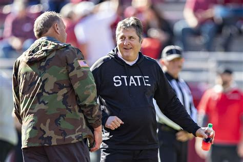 Mississippi State Football A Tribute To The Pirate Mike Leach