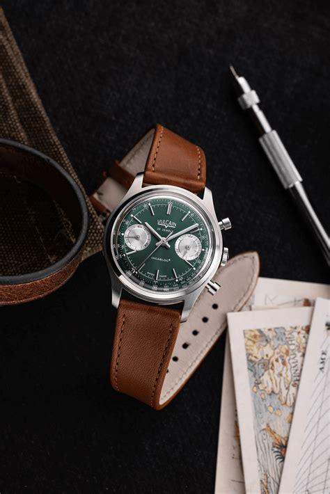 Vulcain Chronograph 70s Green Limitli Üretim BAC207 Mekanik Erkek Kol