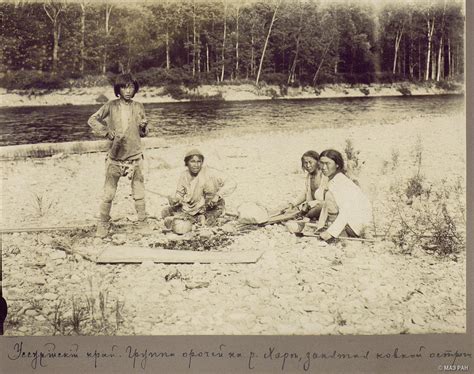 О КМНС