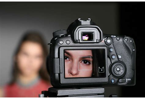 Canon EOS 6D Mark II Body Black DSLR Full Frame Digitalni fotoaparat ...