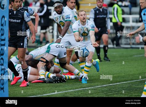 Tom James Of Northampton Saints Hi Res Stock Photography And Images Alamy