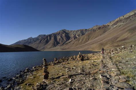 chandratal lake spiti valley  time  visit   reach
