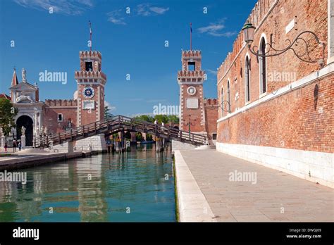 Magna Turm Fotos Und Bildmaterial In Hoher Aufl Sung Alamy