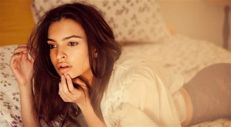 Women Emily Ratajkowski Lying On Front Brunette Brown Eyes Smooth Skin