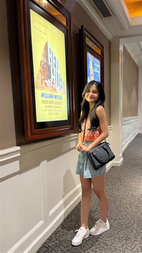 Pin Oleh Dian Di Jkt Orang Cantik Foto Gadis Cantik Gadis