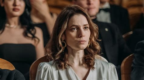 9 лучших сериалов с Юлией Снигирь список популярных проектов с участием актрисы