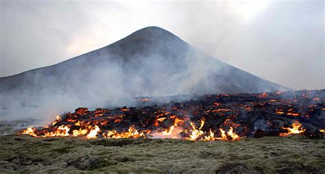 Sidor Vulkan P Island Har Utbrott