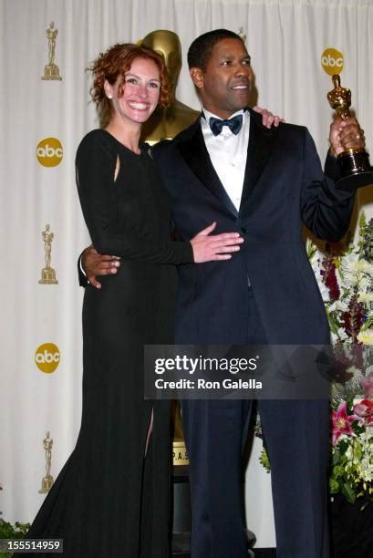 145 Julia Roberts Denzel Washington Photos & High Res Pictures - Getty ...