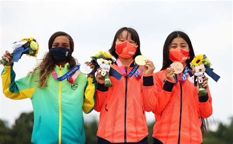 The youngest medalists and the veterans of the Olympic Games