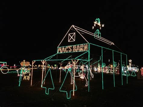 Reynolds John Deere Fishers Indiana Christmas Lights Shelly Lighting