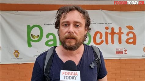 Foggia Pinuccio Presenta Annessi E Connessi La Vita Al Tempo Dei Social