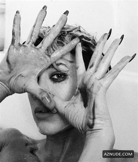 Jessica Serfaty Nude And Sexy Photo Collection Aznude