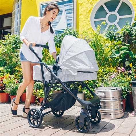 Combi i -Thruller 4W Коляска прогулочная для детей с рождения до 3 лет