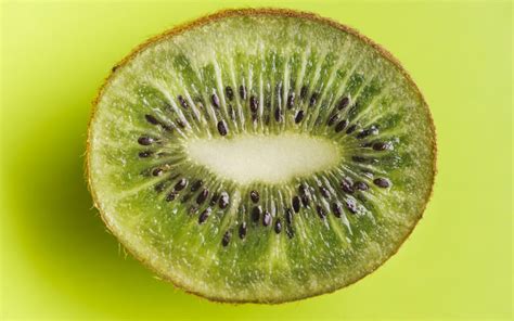 Sabes cuántas calorías tiene un kiwi