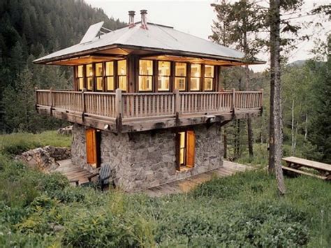 Inside Fire Lookout Towers Fire Tower Cabin Plans, cool tiny houses - mexzhouse.com