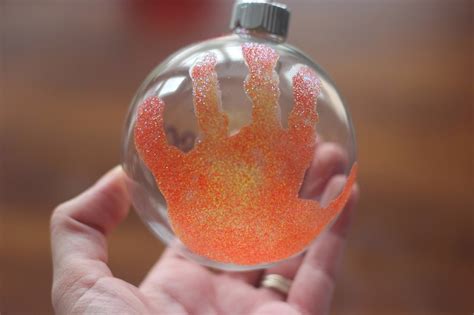 Grits & Giggles: Handprint Ornaments DIY