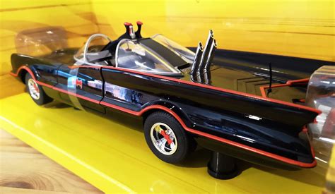 MATTEL HOT WHEELS TV SERIES BATMOBILE ขายของเลน หนเหลก