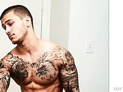 Str8 Curious Guy Kiss His Gay Friend New Season ThisVid