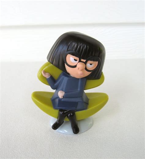 Incredibles 2 Edna Mode Toy Figure 2018 Disney Pixar Mcdonalds