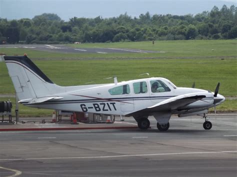 Pao Avion Kod Batajnice Poginuo Pilot