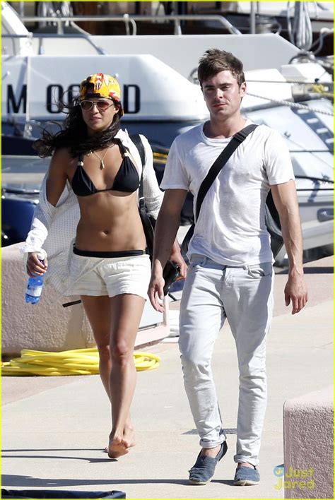 Zac Efron Hits the High Seas in Italy with Michelle Rodriguez! | Photo ...