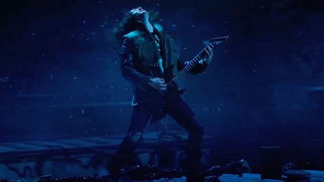 Stranger Things Season 4: Eddie's Amazing Guitar Solo Had Help