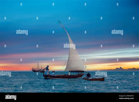 Dhow wooden boat maker. constructing dhow boat. Dhow Festival Doha Stock Photo - Alamy