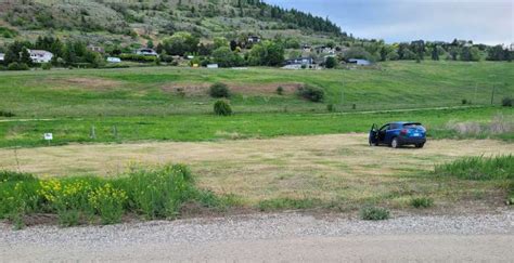 Discover the 8 best beach campgrounds near Creston, British Columbia