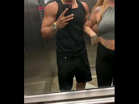 Vazou na net Loira casada perde o telefone e vídeos íntimos caem na net XVIDEOS