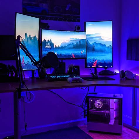 New 3x Curved Monitor Setup : r/gaming