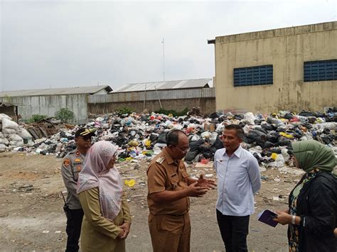 Pj Gubernur Jabar Tinjau Tps Pasar Kuda Citeureup Cimahi Upayakan