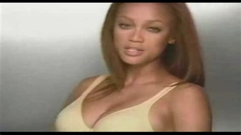 Tyra Banks Victorias Secret Yellow Bra 000012 Porn Pic Eporner