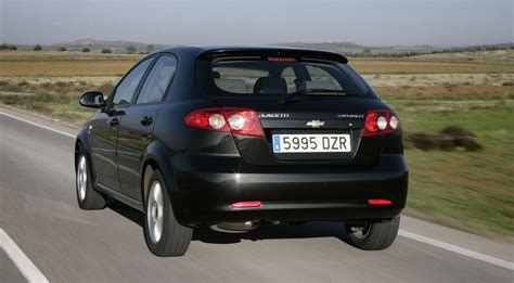 Chevrolet Lacetti - характеристики, комплектации, фото, видео, обзор