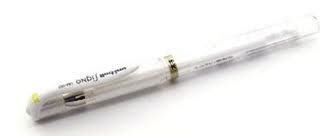 Uni Ball Signo Broad White Gel Pen